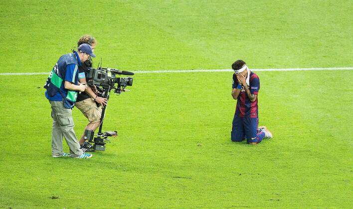 Berlin, Deutschland, 06.06.2015: Fußball UEFA Championsleague 2014 2015 - UEFA Championsleague Finale - Juventus Turin - FC Barcelona Barca Neymar (Barcelona 11) kann sein Glück nach Abpfiff kaum fassen