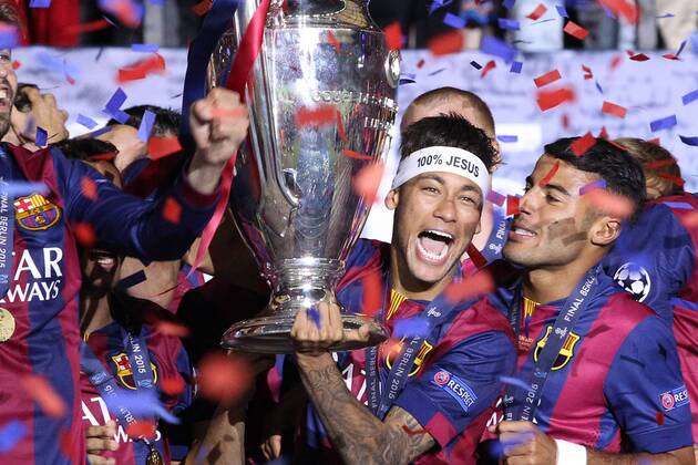 SOCCER - CL, Barcelona vs Juventus BERLIN,GERMANY,06.JUN.15 - SOCCER - UEFA Champions League Final, FC Barcelona Barca vs Juventus Turin. Image shows the rejoicing of Neymar (Barcelona). Keywords: trophy. GEPAxpictures xMathiasxMandl