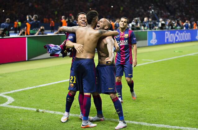Berlin, 06.06.2015, Olympiastadion Schlussjubel: Adriano (Barca), Neymar (Barca), Daniel Alves (Barca) Juventus Turin - FC Barcelona Barca