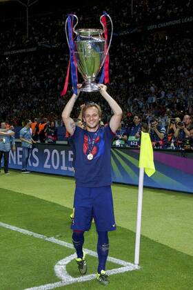 Ivan Rakitic of FC Barcelona Barca with Champions League trophy during the UEFA Champions League final match between Barcelona and Juventus on June 6, 2015 at the Olympic stadium in Berlin, Germany. Barcelona v Juventus Champions League final 2014 2015 xVIxxIVx 3947205