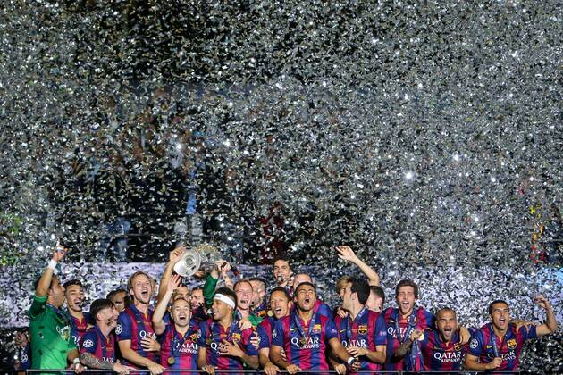 Players of FC Barcelona Barca celebrate after the UEFA Champions League final match between Juventus F.C. and FC Barcelona in Berlin, Germany, June 6, 2015. FC Barcelona won 3-1 and claimed the title. ) (SP)GERMANY-BERLIN-FOOTBALL-UEFA CHAMPIONS LEAGUE-FINAL ZhangxFan 