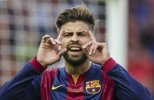 Gerard PIQUE, Barca 3 gestikuliert und gibt Anweisungen, Aktion, Einzelbild, Gestik, Geste, Handbewegung, zeigen, deuten FC Barcelona Barca - JUVENTUS TURIN (3 -1 ) Fussball UEFA Champions League, Finale, im Olympiastadion Berlin, Deutschland am 06.06.2016 CL Saison 2014 2015