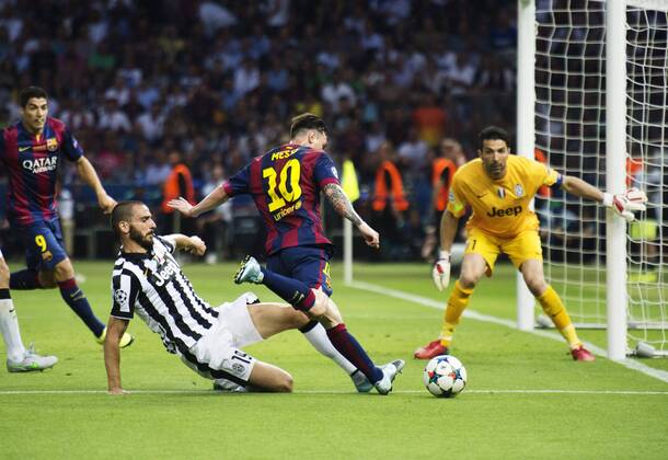 June 6, 2015 - Berlin, - 150606 Juventus Leonardo Bonucci, Gianluigi Buffon, Barcelonas Lionel Messi - Champions League Finale, Juventus Turin vs FC Barcelona (Barca).. BILDBYRAN kod JM 87024 News - June 6, 2015  - ZUMAb138