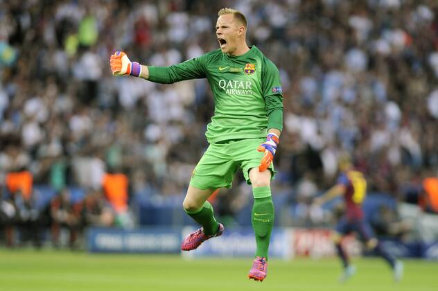 Marc Andre Ter STEGEN,Torwart FC Barcelona Barca ,Jubel,Freude,Begeisterung, nach Tor zum 0-1,springt ,Aktion,Einzelaktion, Einzelbild,Freisteller,Ganzkoerperaufnahme,ganze Figur. Fussball Champions League Finale 2015 Juventus Turin-FC Barcelona 1-3. Saison2014 15, am 06.06.2015,O LY M P I A S T A D I O N B E R L I N.