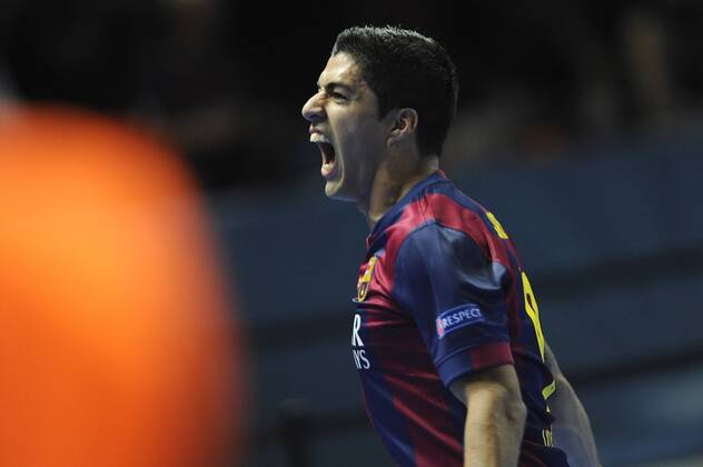 Torjubel Luis SUAREZ FC Barcelona Barca nach Tor zum 2-1,Aktion,Einzelbild,angeschnittenes Einzelmotiv,Halbfigur,halbe Figur.Jubel,Freude,Begeisterung, Fussball Champions League Finale 2015 Juventus Turin-FC Barcelona 1-3. Saison2014 15, am 06.06.2015,O LY M P I A S T A D I O N B E R L I N.