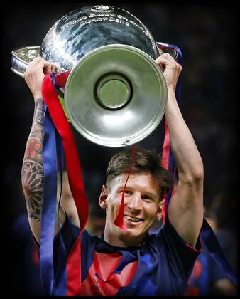 Lionel Messi of Barcelona posing with the Cup during the UEFA Champions League final match between FC Barcelona (Barca) and Juventus Turin on June 6, 2015 at the Olympic stadium in Berlin, Germany. FC Barcelona (Barca) v Juventus Turin - Champions League final 2014 2015 xVIxxIVx 3950648