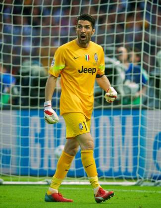 Fussball Berlin Olympiastadion 06.06.2015 UEFA CHAMPIONS LEAGUE FINALE Juventus Turin ITA geg FC Barcelona Barca ESP 1 : 3 FC Barcelona CHAMPIONS LEAGUE Gewinner 2015 TW Gianluigi BUFFON 01 Turin