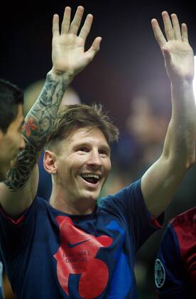 Aktuell Fußball, FC Barcelona gewinnt die Champions League Fussball Berlin Olympiastadion 06.06.2015 UEFA CHAMPIONS LEAGUE FINALE Juventus Turin ITA geg FC Barcelona Barca ESP 1 : 3 FC Barcelona CHAMPIONS LEAGUE Gewinner 2015 Lionel Andres MESSI Barca 10