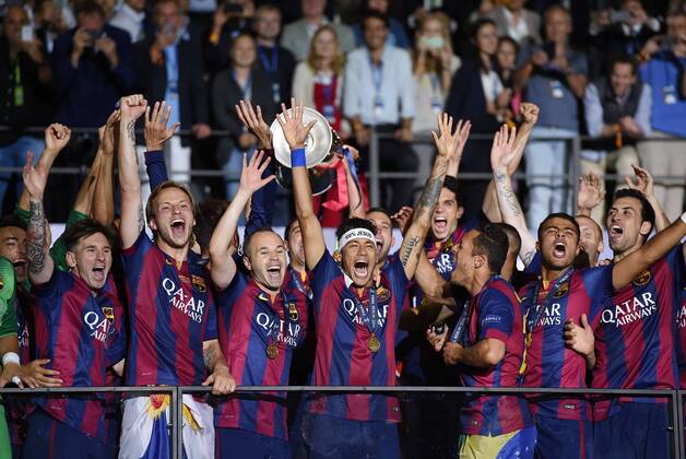 Aktuell Fußball, FC Barcelona gewinnt die Champions League FUSSBALL CHAMPIONS LEAGUE FINALE SAISON 2014 2015 06.06.2015 Juventus Turin - FC Barcelona Barca TEAMJUBELJUBEL CHL Sieger 2015 FC Barcelona: Lionel Messi, Ivan Rakitic, Andres Iniesta, Neymar, Marc Bartra, Adriano, Rafael Alcantara Rafinha und Sergio Busquets (v.li) 
