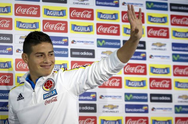 (150616) -- SANTIAGO, June, 2015 -- James Rodriguez of Colombia s national soccer team gestures after a press conference PK Pressekonferenz in Santiago, Chile, on June 15, 2015. Mauricio Alvarado ) (da) MANDATORY CREDIT NO SALES-NO ARCHIVE DITORIAL USE ONLY COLOMBIA OUT (SP)CHILE-SANTIAGO-COPA AMERICA-COLOMBIA COLPRENSA 
