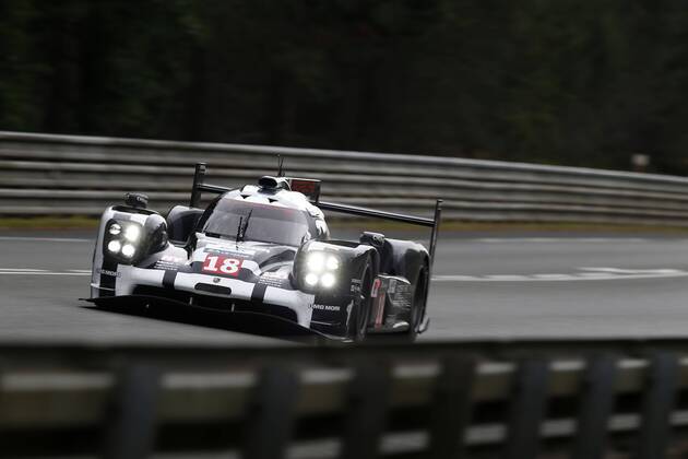 Motorsports: FIA WEC 2015: 24 Heures du Mans, Porsche 919 Hybrid, Porsche Team: Romain Dumas, Neel Jani, Marc Lieb xHOCHxZWEIx