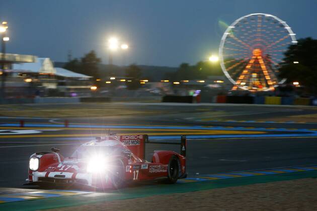 Motorsports: FIA WEC 2015: 24 Heures du Mans, Porsche 919 Hybrid, Porsche Team: Timo Bernhard, Mark Webber, Brendon Hartley xHOCHxZWEIx