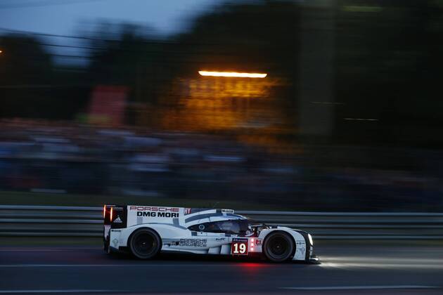 Motorsports: FIA WEC 2015: 24 Heures du Mans, Porsche 919 Hybrid, Porsche Team: Nico Huelkenberg, Earl Bamber, Nick Tandy xHOCHxZWEIx