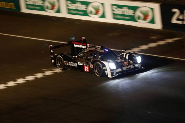 Motorsports: FIA WEC 2015: 24 Heures du Mans, Porsche 919 Hybrid, Porsche Team: Romain Dumas, Neel Jani, Marc Lieb xHOCHxZWEIx