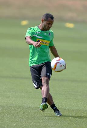 Moenchengladbach Raffael (Moenchengladbach) mit Ball Auftakttraining Borussia Moenchengladbach, Fussball, 29.06.2015 , Copyright: Hommes Eibner-Pressefoto EP_MHS