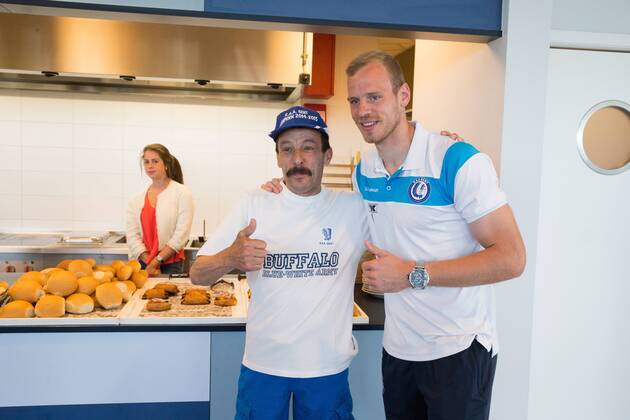 - GENT, BELGIUM: Gent s goalkeeper Matz Sels pictured during the fan day of Belgian first league soccer team KAA Gent, Saturday 11 July 2015, in Gent. KURTxDESPLENTER x04662119x