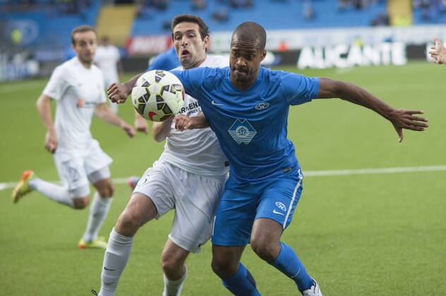 Fussball 14. Juli 2015 UEFA Champions League 2015 16 2. Quali Molde Stadion - Molde FK vs. FC Pyunik: Artur Yusbashyan (L) , FC Pyunik Ola Kamara (R) , Molde 