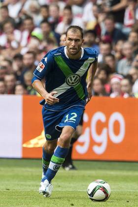 Bas Dost of VFL Wolfsburg during the pre-season friendly match between Ajax Amsterdam and VfL Wolfsburg on July 17, 2015 at the Amsterdam Arena at Amsterdam, The Netherlands. Ajax v VfL Wolfsburg Pre-Season Friendly 2015 2016 xVIxGerritxvanxKeulenxIVx 4107795