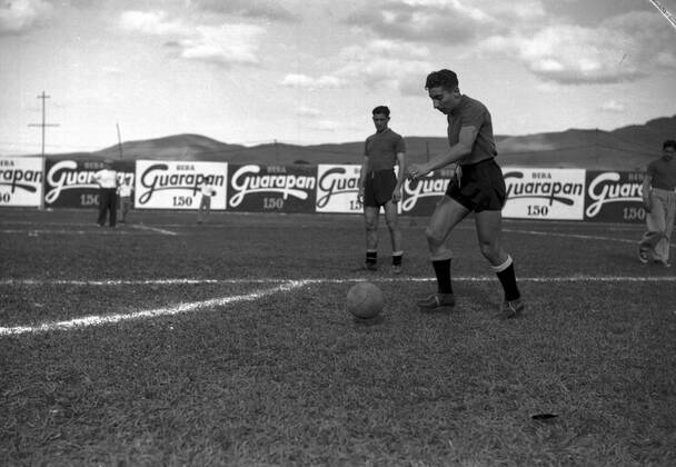 FIFA Weltmeisterschaft 1950 - Training Uruguay - Alcides Ghiggia - - ZUMAe61_