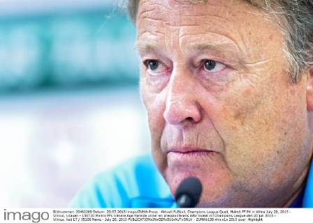 Aktuell Fußball, Champions League Quali, Malmö FF PK in Wilna July 20, 2015 - Vilnius, Litauen - 150720 Malmö FFs tränare Age Hareide under en presskonferens infar kvalet till Champions League den 20 juli 2015 i Vilnius. kod LT 35106 News - July 20, 2015  - ZUMAb138