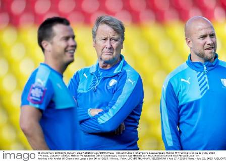 Aktuell Fußball, Champions League Quali, Malmö FF Training in Wilna July 20, 2015 - Vilnius, Litauen - 150720 Malmö FFs sportchef Daniel Andersson, tränare Age Hareide och assisterande tränare Olof Persson under en träning inför kvalet till Champions League den 20 juli 2015 i Vilnius. .Foto: LUDVIG THUNMAN BILDBYRAN kod LT 35106 News - July 20, 2015  - ZUMAb138