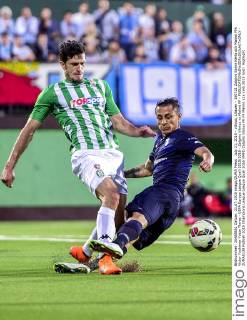 July 21, 2015 - Vilnius, Litauen - 150721 Zalgiris Samir Kerla och Malmö FFs Victor Yoshimar Yotun Flores - UEFA Europa League Quali 2015 2016 - Zalgiris Vilnius vs Malmö FF -  - ZUMAb138