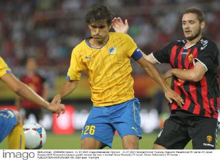 21.07.2015 Skopje(Former Yugoslav Republic Macedonia) FK Vardar-FC Apoel Nicosia UEFA Champions League qualify second leg men s football Nuno Morais(L) FC Apoel ,Darko Velkovski(r) FK Vardar : 