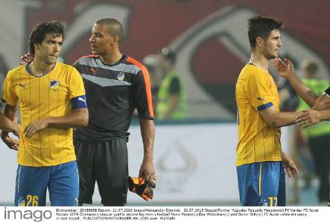 21.07.2015 Skopje(Former Yugoslav Republic Macedonia) FK Vardar-FC Apoel Nicosia UEFA Champions League qualify second leg men s football Nuno Morais(L),Boy Waterman(c) and Semir Stilic(r) FC Apoel celebrate going in next round : 