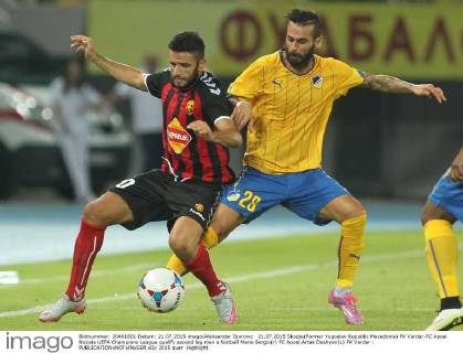 21.07.2015 Skopje(Former Yugoslav Republic Macedonia) FK Vardar-FC Apoel Nicosia UEFA Champions League qualify second leg men s football Mario Sergio(r) FC Apoel,Artak Dashyan(L) FK Vardar : 