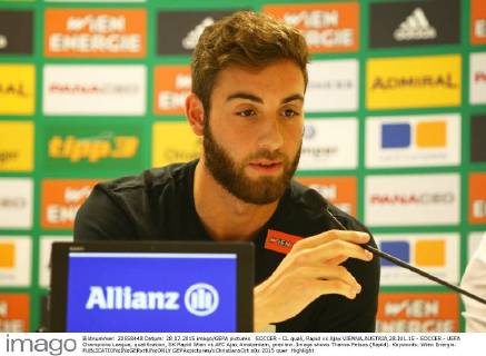 SOCCER - CL quali, Rapid vs Ajax VIENNA,AUSTRIA,28.JUL.15 - SOCCER - UEFA Champions League, qualification, SK Rapid Wien vs AFC Ajax Amsterdam, preview. Image shows Thanos Petsos (Rapid). Keywords: Wien Energie. GEPAxpictures xChristianxOrt
