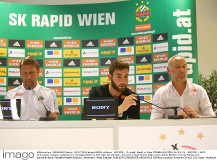 SOCCER - CL quali, Rapid vs Ajax VIENNA,AUSTRIA,28.JUL.15 - SOCCER - UEFA Champions League, qualification, SK Rapid Wien vs AFC Ajax Amsterdam, preview. Image shows head coach Zoran Barisic, Thanos Petsos and sports director Andreas Mueller (Rapid). Keywords: Wien Energie. GEPAxpictures xChristianxOrt