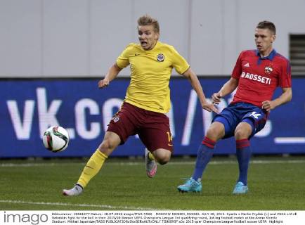 MOSCOW REGION, RUSSIA. JULY 28, 2015. Sparta s Martin Frydek (L) and CSKA s Kirill Nababkin fight for the ball in their 2015 16 Season UEFA Champions League 3rd qualifying round, 1st leg football match at the Arena Khimki Stadium. Mikhail Japaridze TASS  TS00895F