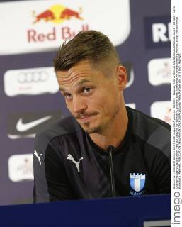 SOCCER - CL quali, RBS vs Malmoe SALZBURG,AUSTRIA,28.JUL.15 - SOCCER - UEFA Champions League, qualification, Red Bull Salzburg vs Malmoe FF, preview, press conference PK Pressekonferenz Malmoe. Image shows Markus Rosenberg (Malmoe). GEPAxpictures xFelixxRoittner