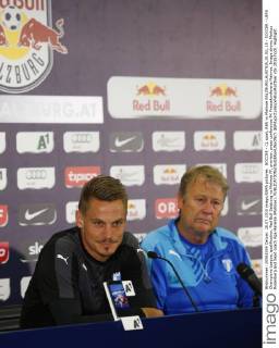 SOCCER - CL quali, RBS vs Malmoe SALZBURG,AUSTRIA,28.JUL.15 - SOCCER - UEFA Champions League, qualification, Red Bull Salzburg vs Malmoe FF, preview, press conference PK Pressekonferenz Malmoe. Image shows Markus Rosenberg and head coach Age Hareide (Malmoe). GEPAxpictures xFelixxRoittner