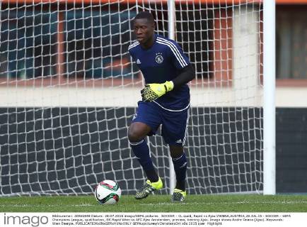 SOCCER - CL quali, Rapid vs Ajax VIENNA,AUSTRIA,28.JUL.15 - SOCCER - UEFA Champions League, qualification, SK Rapid Wien vs AFC Ajax Amsterdam, preview, training Ajax. Image shows Andre Onana (Ajax). Keywords: Wien Energie. GEPAxpictures xChristianxOrt