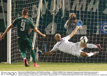- ATHENS, GREECE: Club s Sebastien Bruzzese stops the ball during a soccer game between Greek club Panathinaikos F.C. and Belgian team Club Brugge KV, the first leg of the third preliminary round of the UEFA Champions League competition, Tuesday 28 July 2015 in Athens, Greece. BRUNOxFAHY  x04672130x