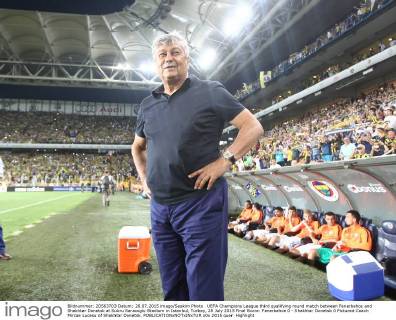 UEFA Champions League third qualifying round match between Fenerbahce and Shakhtar Donetsk at Sukru Saracoglu Stadium in Istanbul, Turkey, 28 July 2015 Final Score: Fenerbahce 0 - Shakhtar Donetsk 0 Pictured:Coach Mircae Lucesu of Shakhtar Donetsk. 