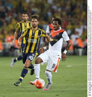 UEFA Champions League third qualifying round match between Fenerbahce and Shakhtar Donetsk at Sukru Saracoglu Stadium in Istanbul, Turkey, 28 July 2015 Final Score : Fenerbahce 0 - Shakhtar Donetsk 0 Pictured: Diego Ribas of Fenerbahce and Fred Rodrigues of Shakhtar Donetsk. 
