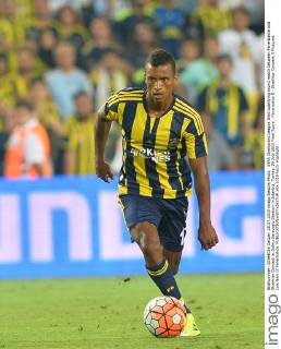 UEFA Champions League third qualifying round match between Fenerbahce and Shakhtar Donetsk at Sukru Saracoglu Stadium in Istanbul, Turkey, 28 July 2015 Final Score : Fenerbahce 0 - Shakhtar Donetsk 0 Pictured: Luis Nani of Fenerbahce. 
