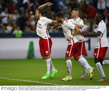 SOCCER - CL quali, RBS vs Malmoe SALZBURG,AUSTRIA,29.JUL.15 - SOCCER - UEFA Champions League, qualification, Red Bull Salzburg vs Malmoe FF. Image shows the rejoicing of Andreas Ulmer, Marco Djuricin, Valon Berisha and Dimitri Oberlin (RBS). GEPAxpictures xFelixxRoittner