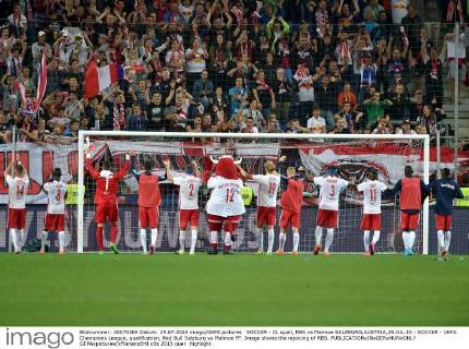 SOCCER - CL quali, RBS vs Malmoe SALZBURG,AUSTRIA,29.JUL.15 - SOCCER - UEFA Champions League, qualification, Red Bull Salzburg vs Malmoe FF. Image shows the rejoicing of RBS. GEPAxpictures xFlorianxErtl