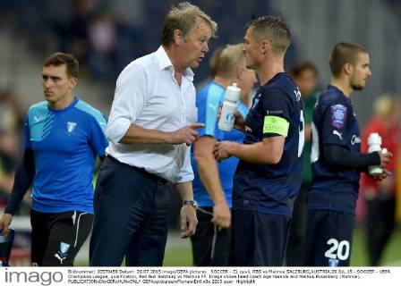 SOCCER - CL quali, RBS vs Malmoe SALZBURG,AUSTRIA,29.JUL.15 - SOCCER - UEFA Champions League, qualification, Red Bull Salzburg vs Malmoe FF. Image shows head coach Age Hareide and Markus Rosenberg (Malmoe). GEPAxpictures xFlorianxErtl