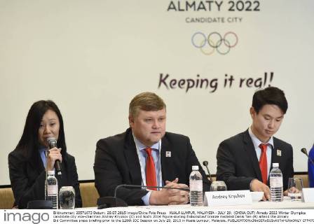 KUALA LUMPUR, MALAYSIA - JULY 29: (CHINA OUT) Almaty 2022 Winter Olympics candidate city vice-chairman Andrey Kryukov (C) and Sochi 2014 Figure skating Eiskunstlauf bronze medalist Denis Ten (R) attend the Almaty Bid Committee press briefing prior to the 128th IOC Session on July 29, 2015 in Kuala Lumpur, Malaysia. CFP470917810