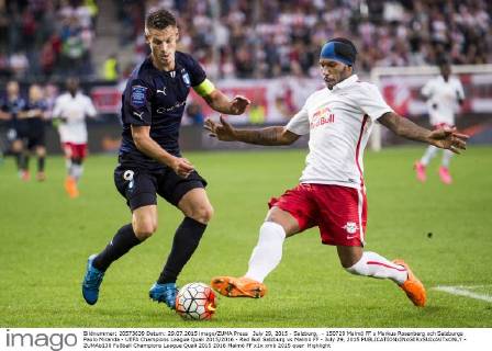 July 29, 2015 - Salzburg, - 150729 Malmö FF s Markus Rosenberg och Salzburgs Paulo Miranda - UEFA Champions League Quali 2015 2016 - Red Bull Salzburg vs Malmö FF - July 29, 2015  - ZUMAb138