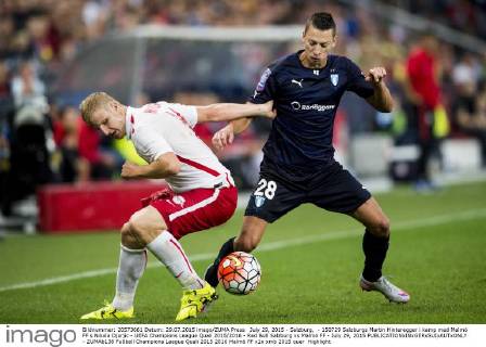 July 29, 2015 - Salzburg, - 150729 Salzburgs Martin Hinteregger i kamp med Malmö FF s Nikola Djurjic - UEFA Champions League Quali 2015 2016 - Red Bull Salzburg vs Malmö FF - July 29, 2015  - ZUMAb138