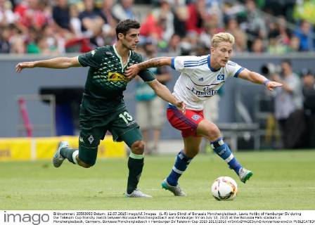 (L-R) Lars Stindl of Borussia Monchengladbach, Lewis Holtby of Hamburger SV during the Telekom Cup friendly match between Borussia Monchengladbach and Hamburger SV on July 12, 2015 at the Borussia Park stadium in Monchengladbach, Germany. Borussia Monchengladbach v Hamburger SV Telekom Cup 2015 2015 2016 xVIxVIxIMAGESx xEricxVerhoevenxIVx 4147452