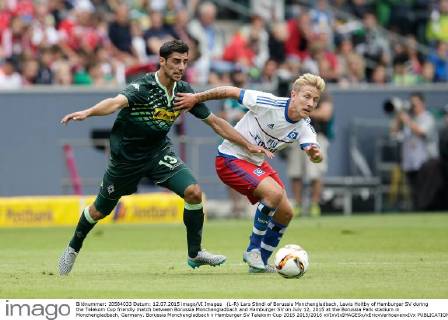 (L-R) Lars Stindl of Borussia Monchengladbach, Lewis Holtby of Hamburger SV during the Telekom Cup friendly match between Borussia Monchengladbach and Hamburger SV on July 12, 2015 at the Borussia Park stadium in Monchengladbach, Germany. Borussia Monchengladbach v Hamburger SV Telekom Cup 2015 2015 2016 xVIxVIxIMAGESx xEricxVerhoevenxIVx 4147456