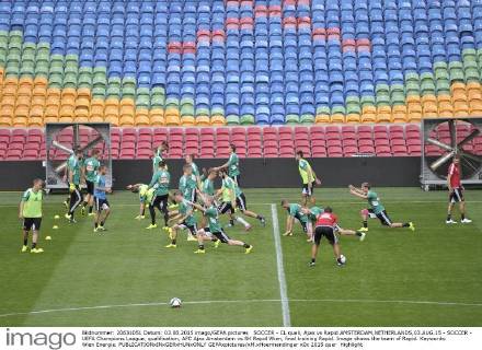 SOCCER - CL quali, Ajax vs Rapid AMSTERDAM,NETHERLANDS,03.AUG.15 - SOCCER - UEFA Champions League, qualification, AFC Ajax Amsterdam vs SK Rapid Wien, final training Rapid. Image shows the team of Rapid. Keywords: Wien Energie. GEPAxpictures xM.xHoermandinger