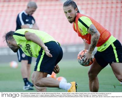 Soccer player Lukas Vacha (right) trains prior to the third qualifying round of the Champions League return match between Sparta Prague and CSKA Moscow in Prague, Czech Republic, on Tuesday, August 4, 2015. (CTKxPhoto MichalxDolezal) CTKPhotoP201508040709101  dol 006