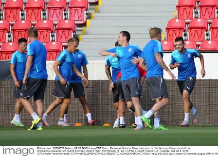 Players of Viktoria Plzen train prior to the third qualifying round of the Champions League return match between Viktoria Plzen and Maccabi Tel Aviv in Pilsen, Czech Republic, on Tuesday, August 4, 2015. (CTKxPhoto PavelxNemecek) CTKPhotoP201508040764401  nmc2